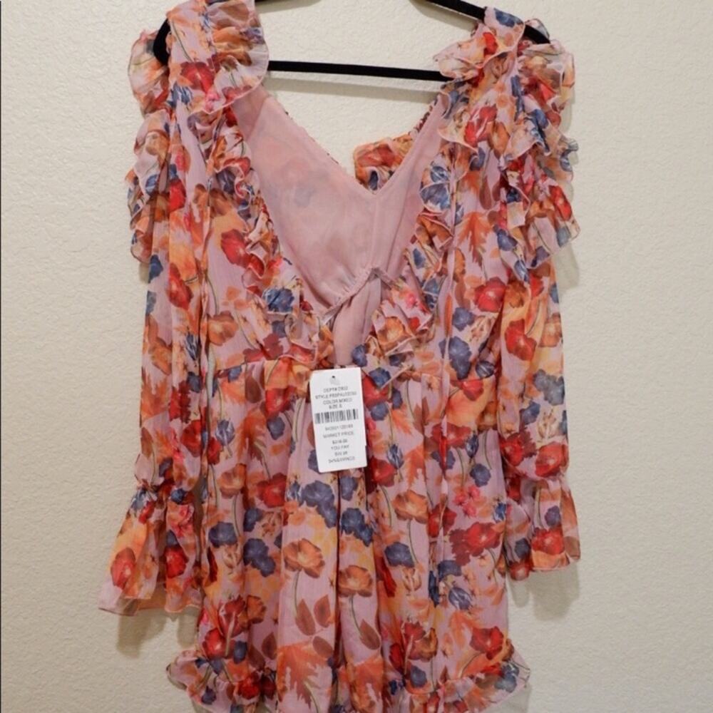 Few Moda Cold-Shoulder Ruffled Romper - Picture 6 of 8